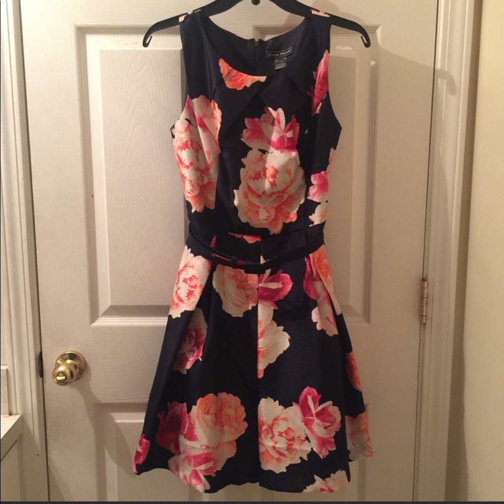 [Host pick 08/03/18] Beautiful Floral Dress🌺